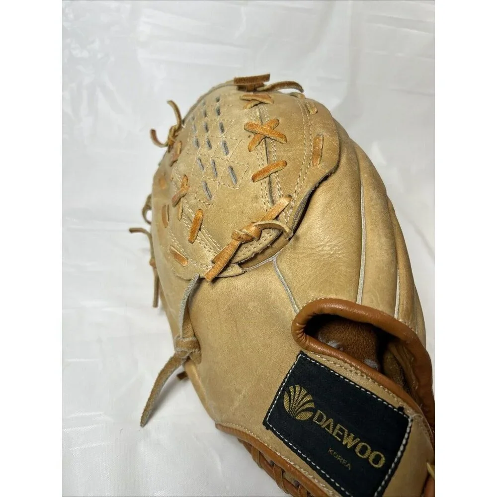 Daewoo 12.5 Baseball Softball Left Handed Glove - Picture 13 of 14
